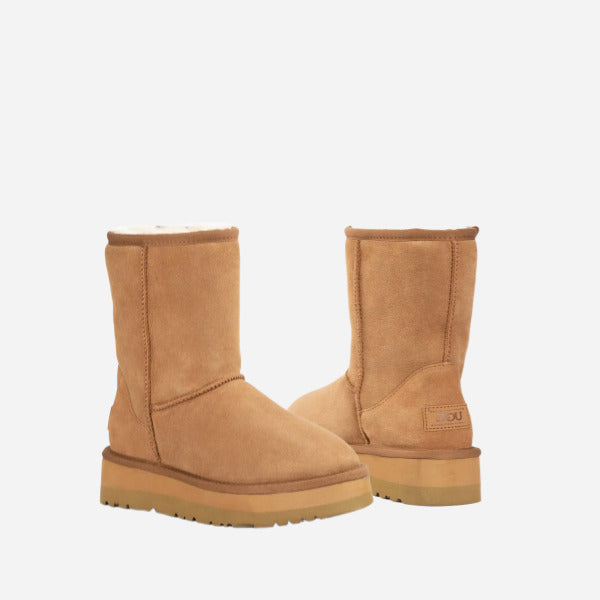 UGG CLASSIC PLATFORM SHORT BOOTS