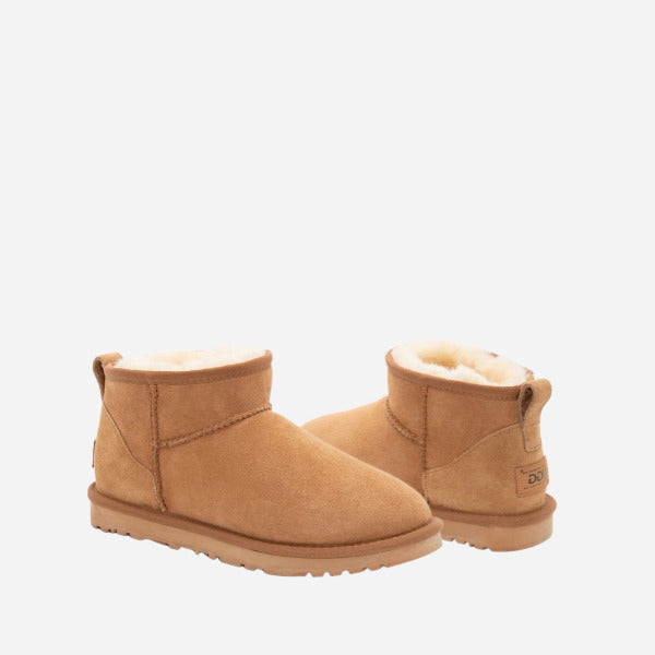UGG CLASSIC ULTRA MINI BOOT