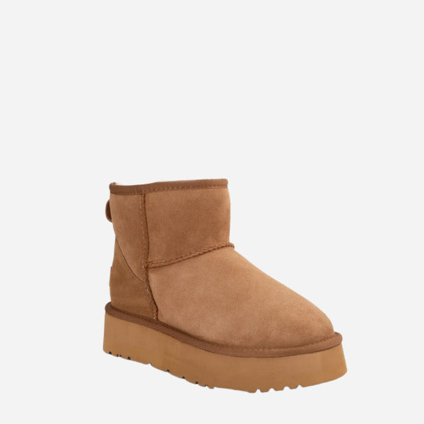 UGG CLASSIC PLATFORM MINI BOOTS