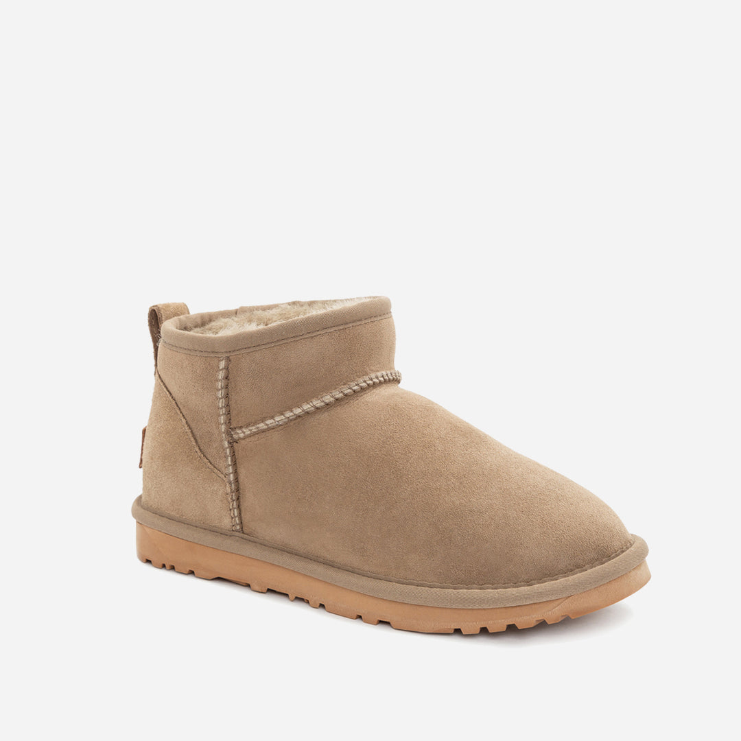 UGG CLASSIC ULTRA MINI BOOT
