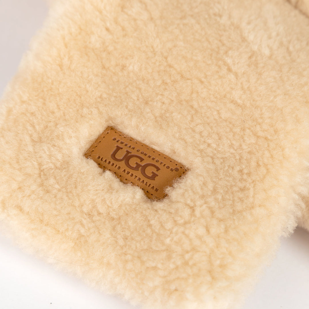OZWEAR UGG Curly Sheepskin Scarf