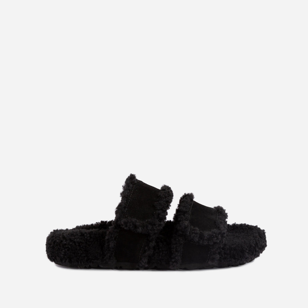 OZWEAR UGG Arizona Shearling Slides
