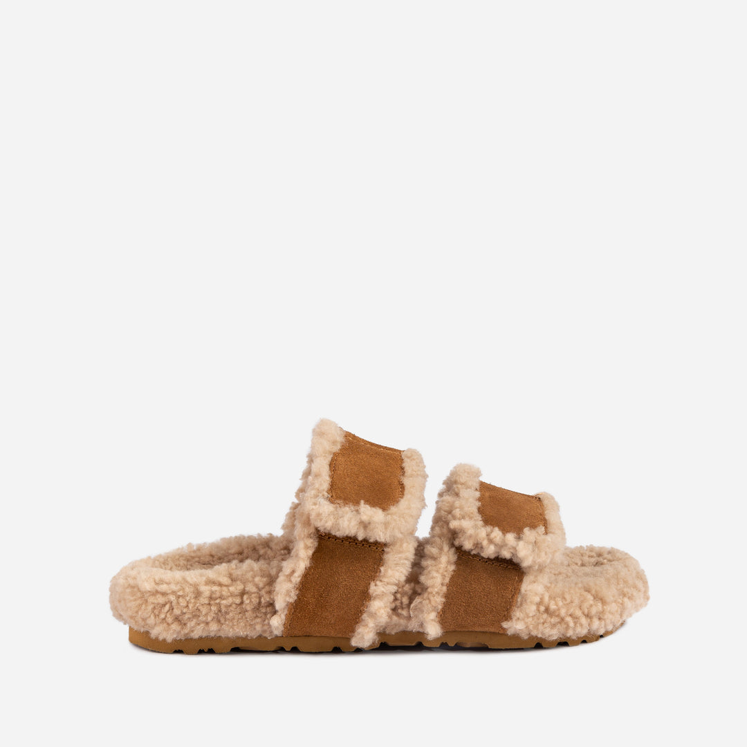 OZWEAR UGG Arizona Shearling Slides
