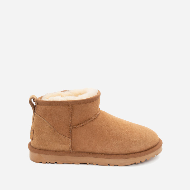UGG CLASSIC ULTRA MINI BOOT