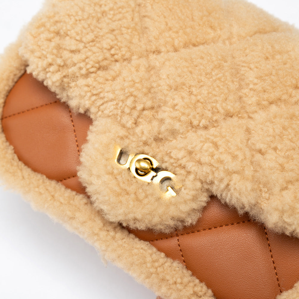 OZWEAR UGG  Shearling Matelassé Flaps