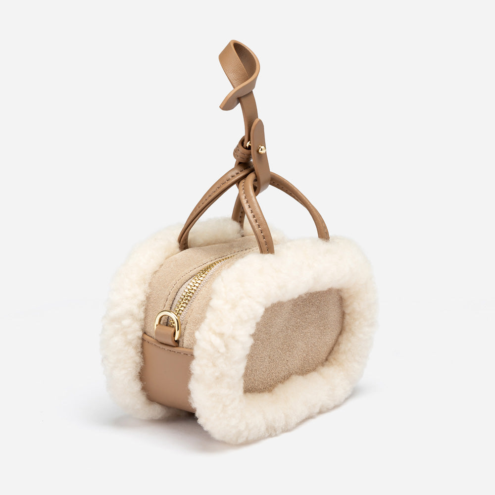 OZWEAR UGG Mini Omi Pendant