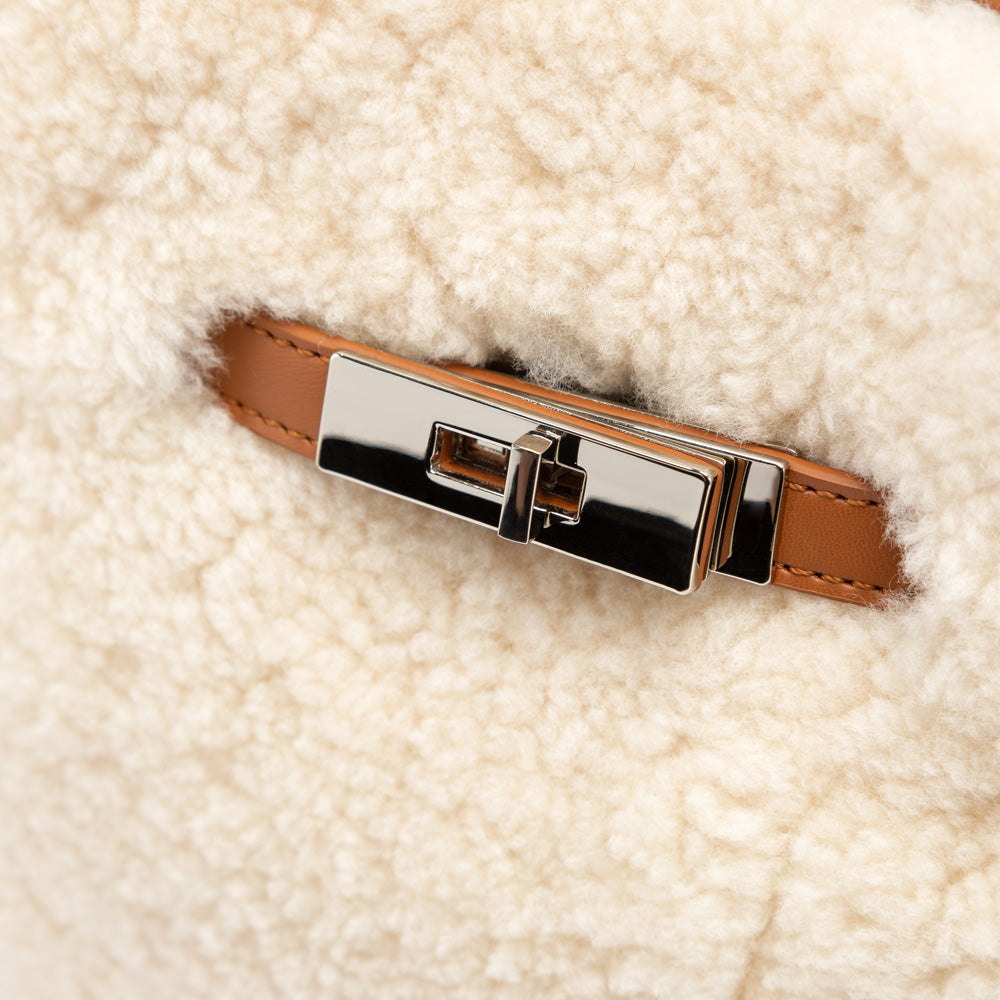 OZWEAR UGG Shearling Bucket Bag