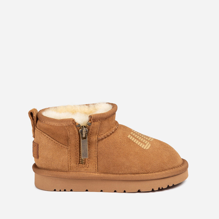 OZWEAR UGG Kids Zipper Logo Ultra Mini Boots