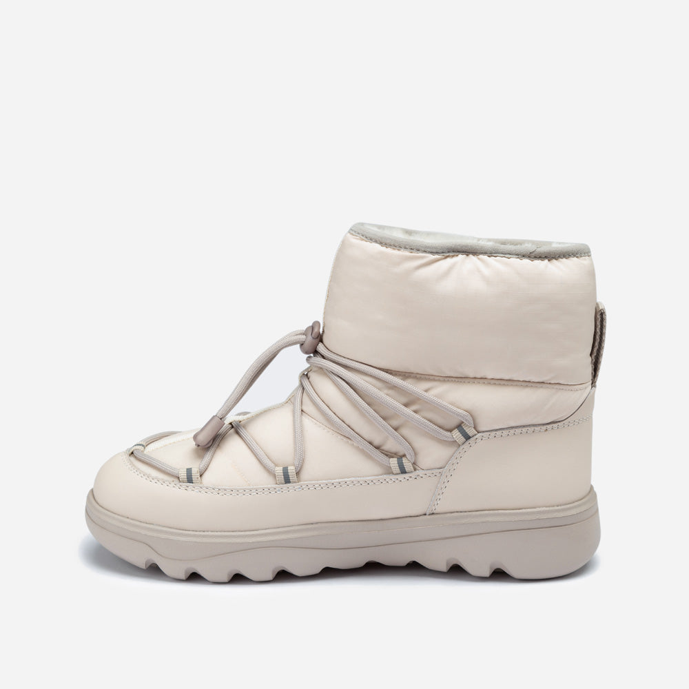 OZWEAR UGG Down Lace-Up Snow Boots (Water Resistant)