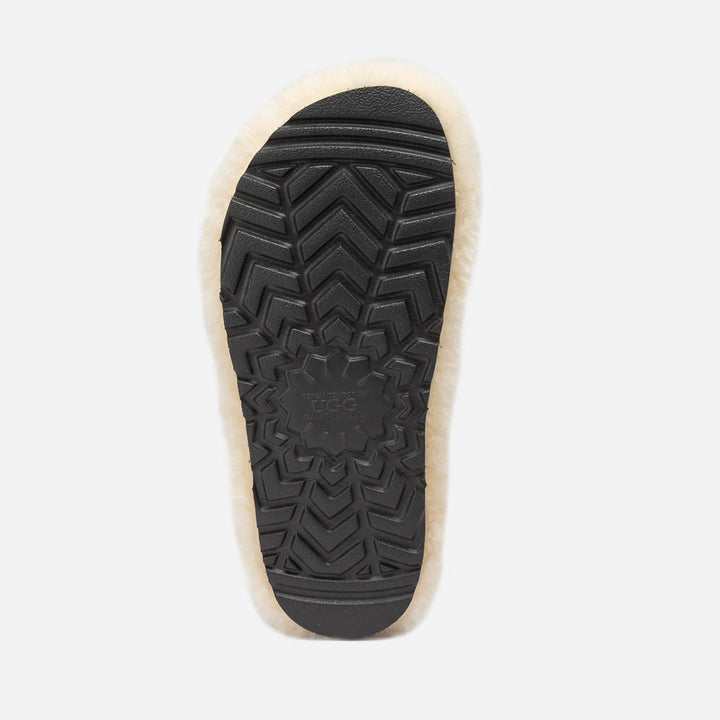 Ozwear Ugg Signature Shearling Slippers