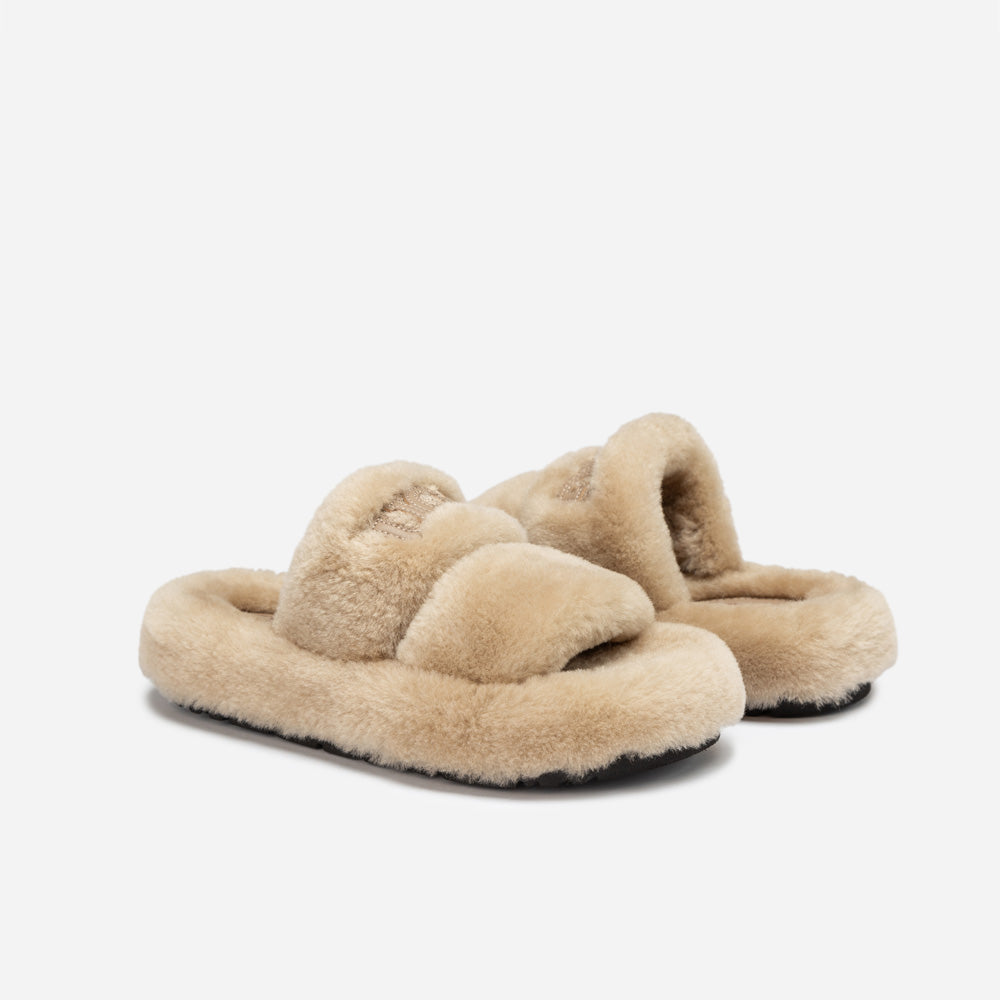 Ozwear Ugg Signature Shearling Slippers