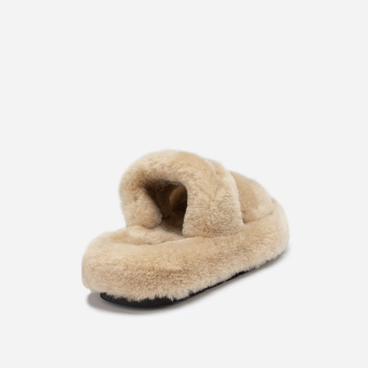 Ozwear Ugg Signature Shearling Slippers