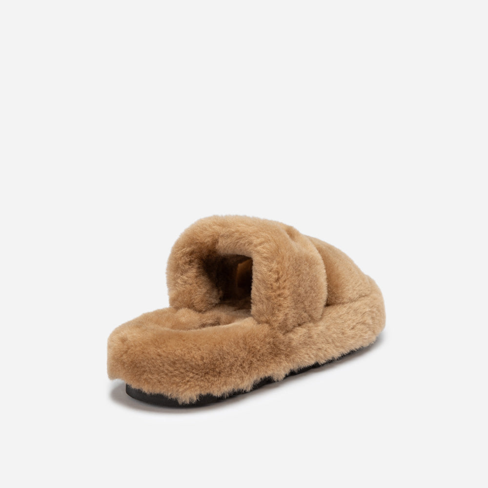 Ozwear Ugg Signature Shearling Slippers