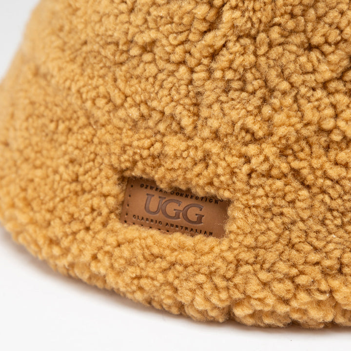 OZWEAR UGG Curly Sheepskin Bucket Hat