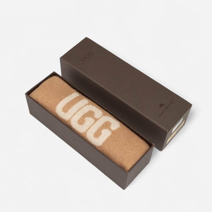 OZWEAR UGG Logo Cashmere Aus Wool Woven Scarf