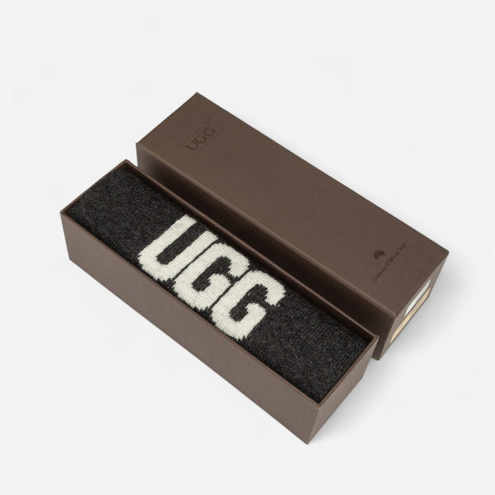 OZWEAR UGG Logo Cashmere Aus Wool Woven Scarf