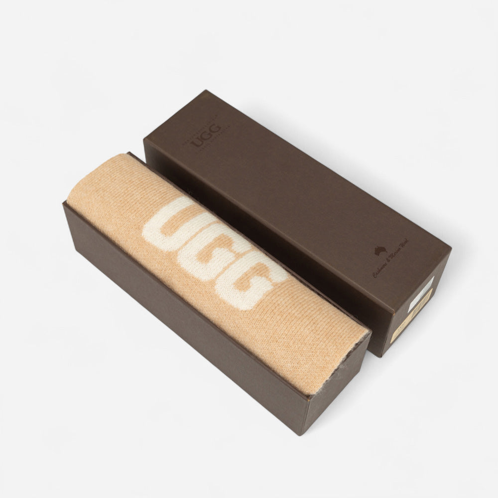 OZWEAR UGG Logo Cashmere Aus Wool Woven Scarf