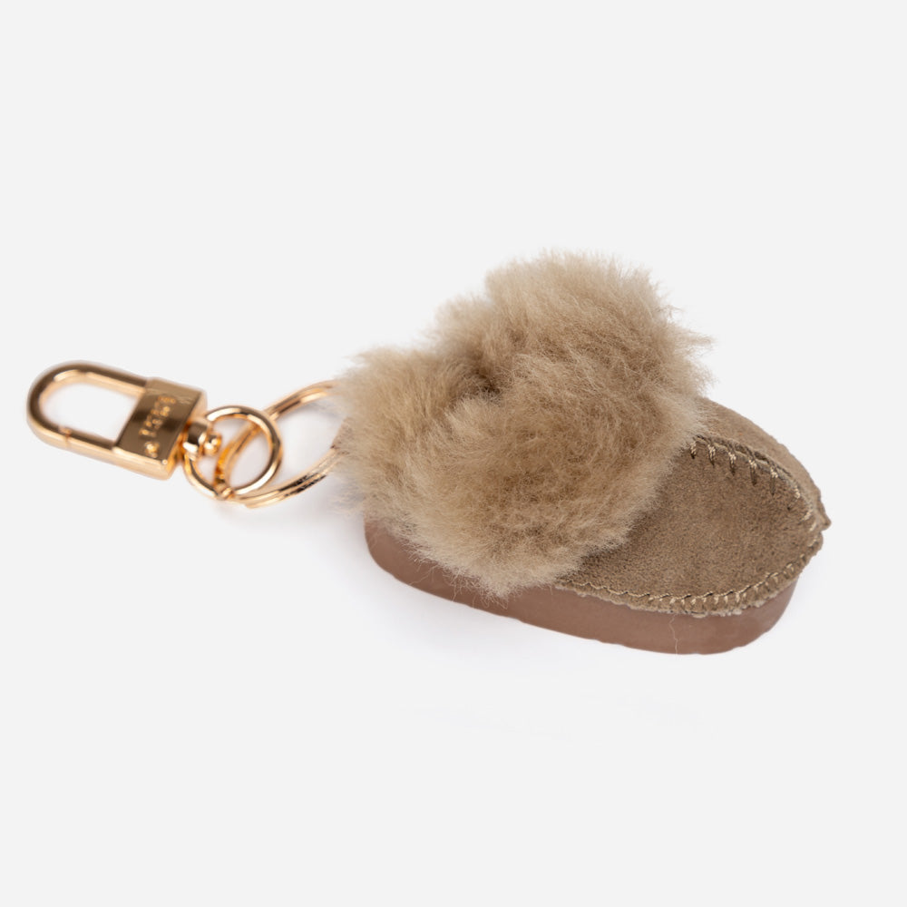 OZWEAR UGG Coquette Platform Pendant