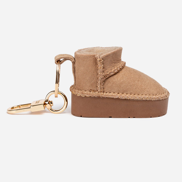 OZWEAR UGG Classic Platform Ultra Mini Boots Pendant