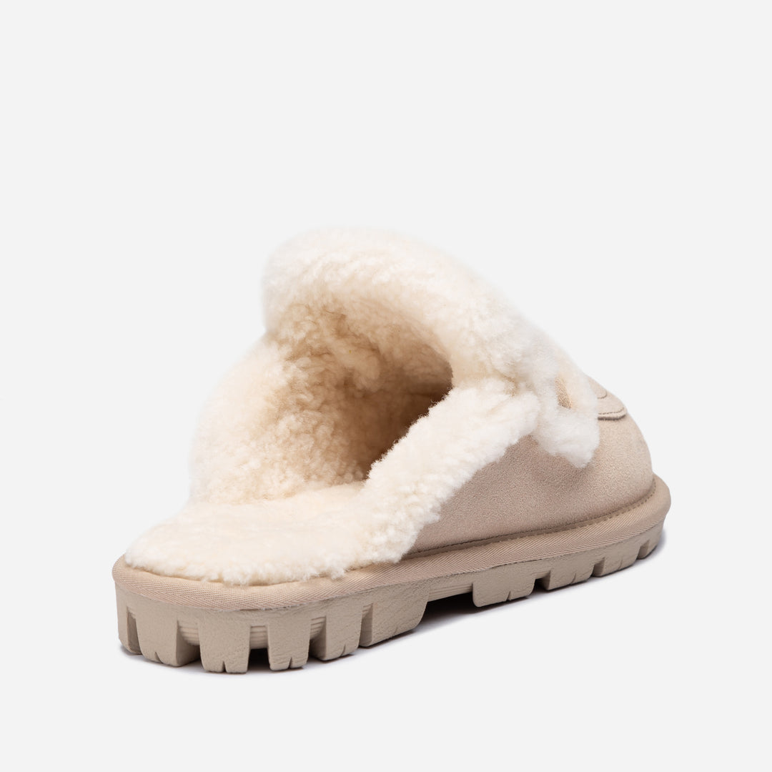 UGG VIOLET SHEARLING SLIPPER