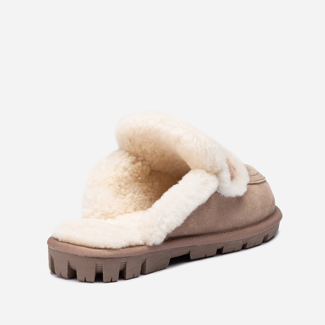 UGG VIOLET SHEARLING SLIPPER