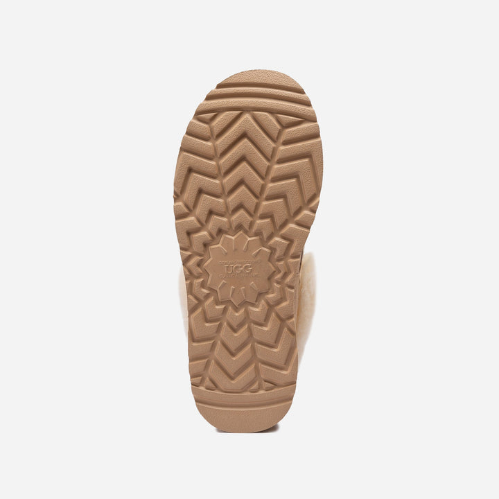 OZWEAR UGG Eskimo Platform Collar Moccasin