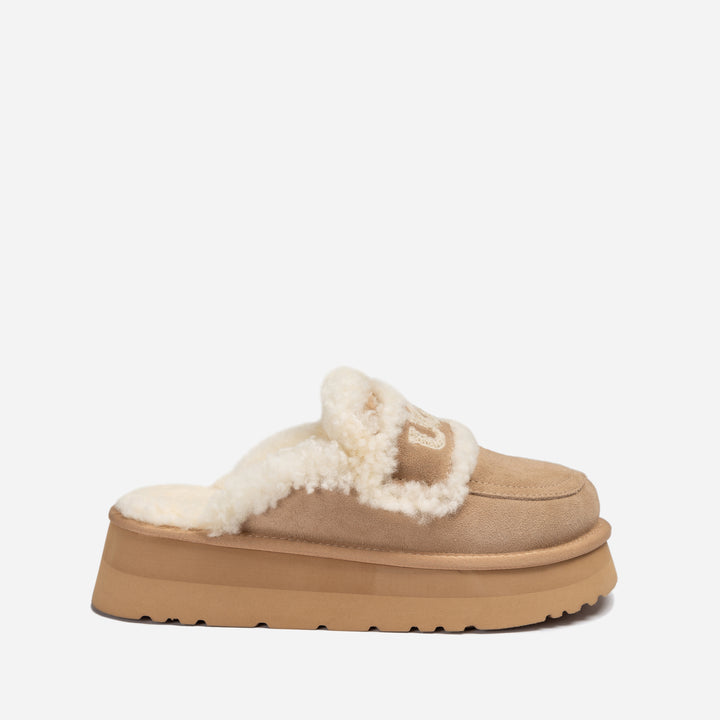 UGG VIOLET SHEARLING PLATFORM SLIPPER