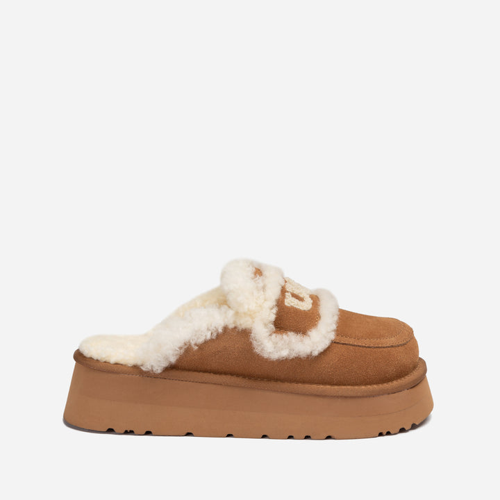 UGG VIOLET SHEARLING PLATFORM SLIPPER