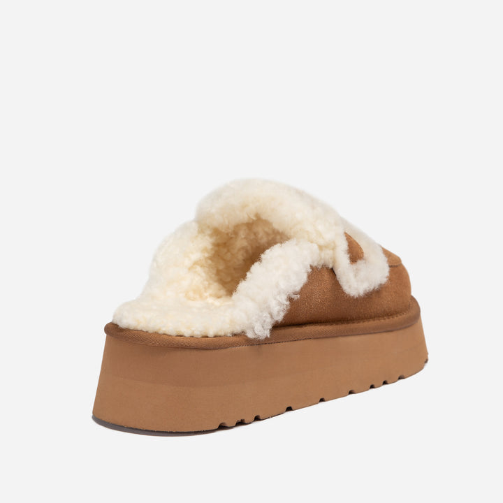 UGG VIOLET SHEARLING PLATFORM SLIPPER