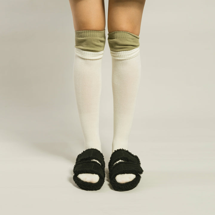 OZWEAR UGG Arizona Shearling Slides