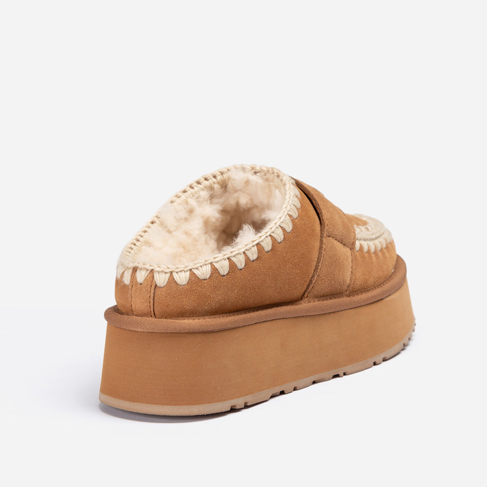 OZWEAR UGG Eskimo Platform Slide