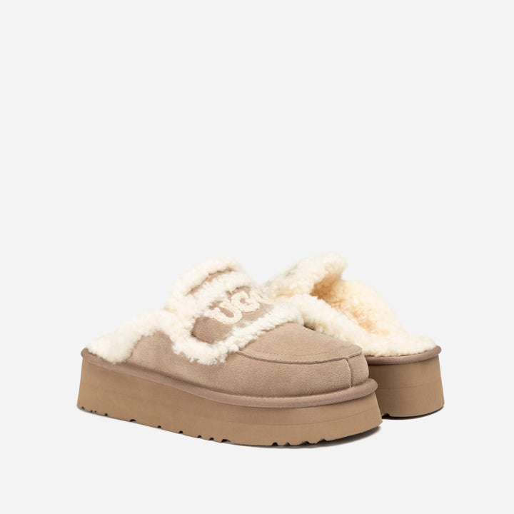 UGG VIOLET SHEARLING PLATFORM SLIPPER