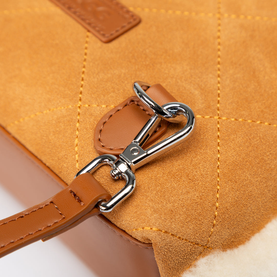 OZWEAR UGG VINTAGE FLUFFY BACKPACK