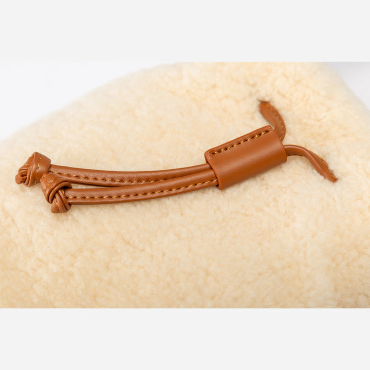 OZWEAR UGG Fluffy Bucket Bag