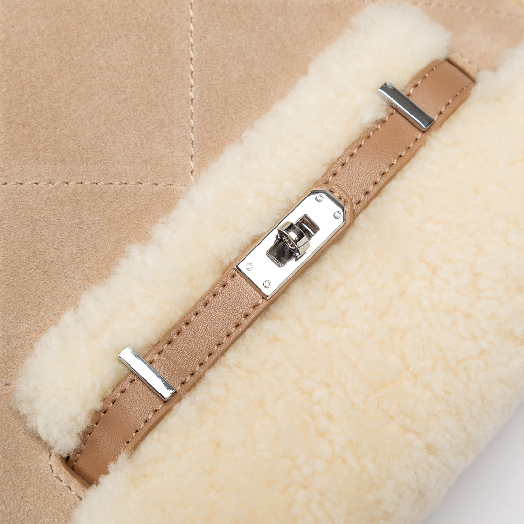 OZWEAR UGG VINTAGE FLUFFY BACKPACK