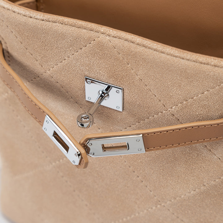 OZWEAR UGG VINTAGE FLUFFY BACKPACK