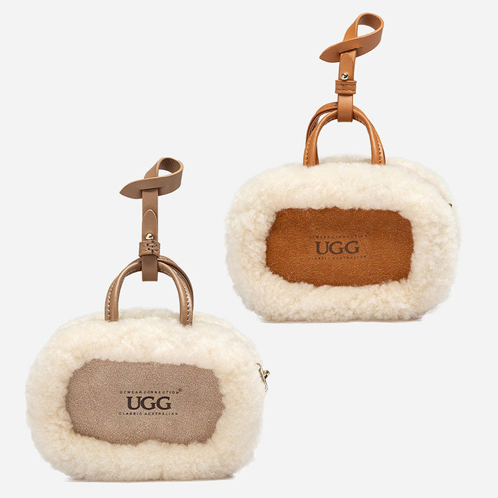 OZWEAR UGG Mini Omi Pendant