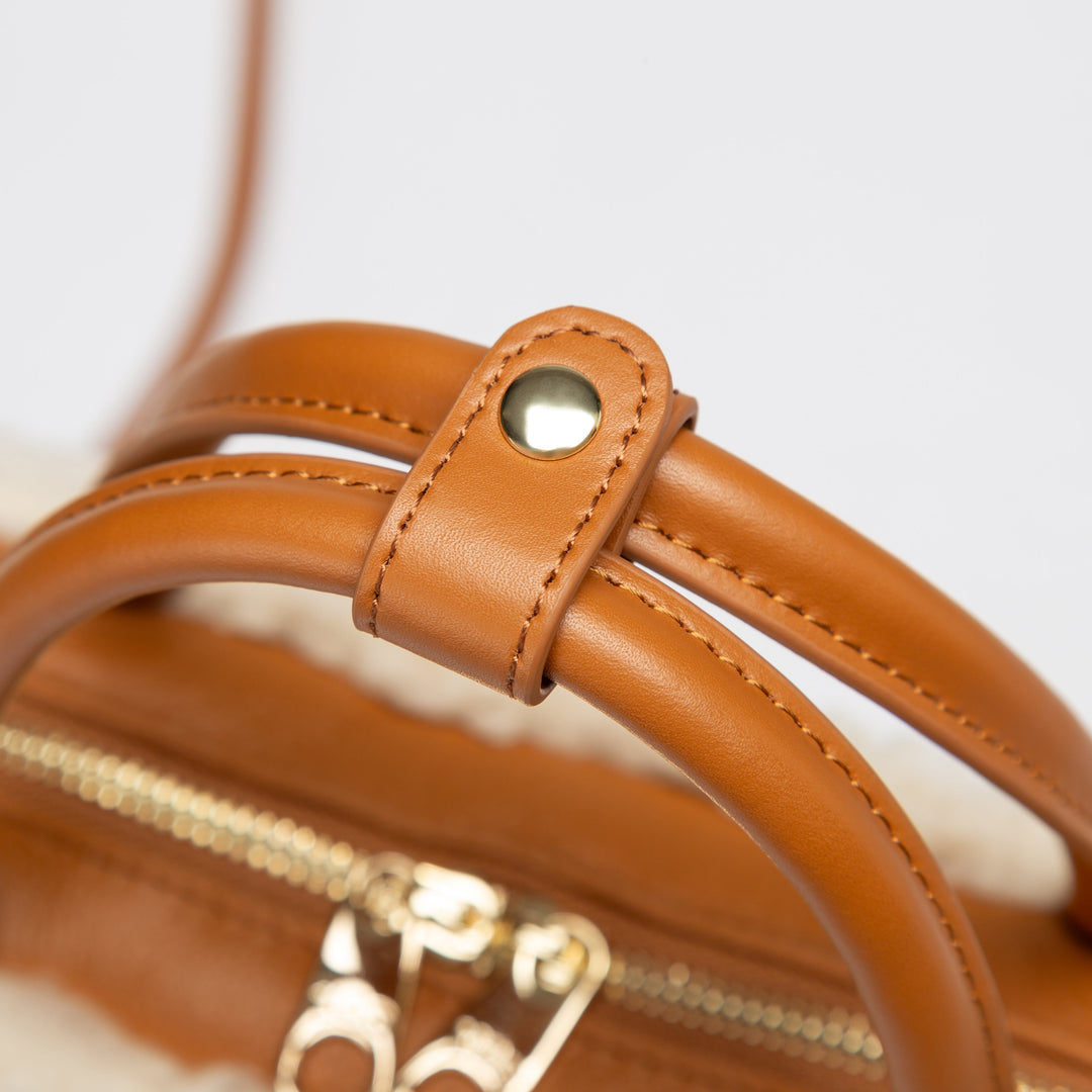 OZWEAR UGG Omi Leather Bag