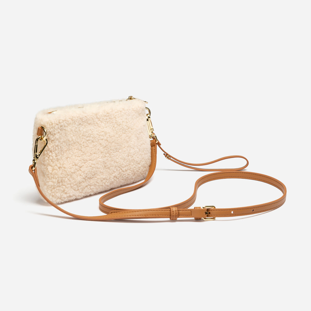 OZWEAR UGG Omi Top-Handle Leather Bag