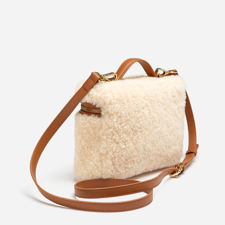OZWEAR UGG Tia Shearling Box
