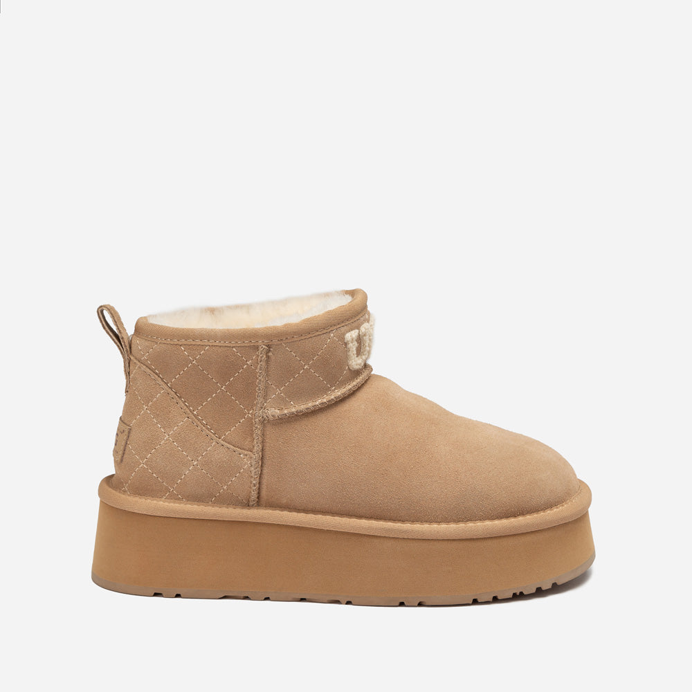 OZWEAR UGG Classic Platform Knit Logo Matelassé Ultra Mini Boot