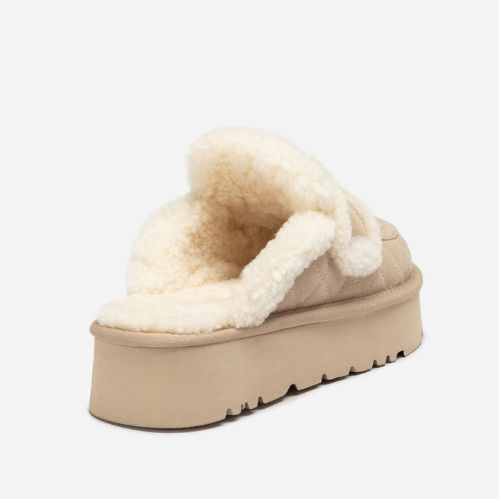 OZWEAR UGG  Violet Matelasse Shearling Platform Slipper