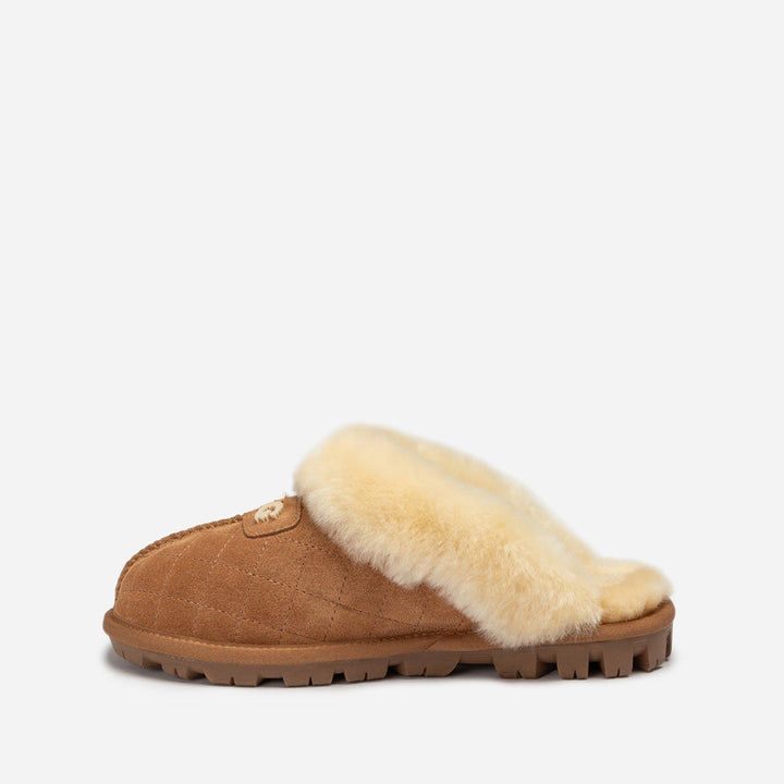 OZWEAR UGG Coquette Matelasse Emb Logo Slipper( Detachable Feature)