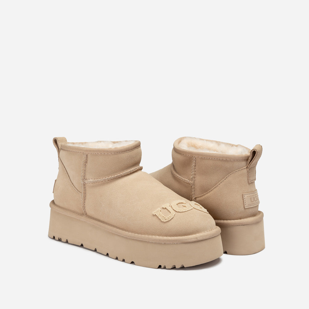 OZWEAR UGG Classic Dana Emb Logo Platform Ultra Boot