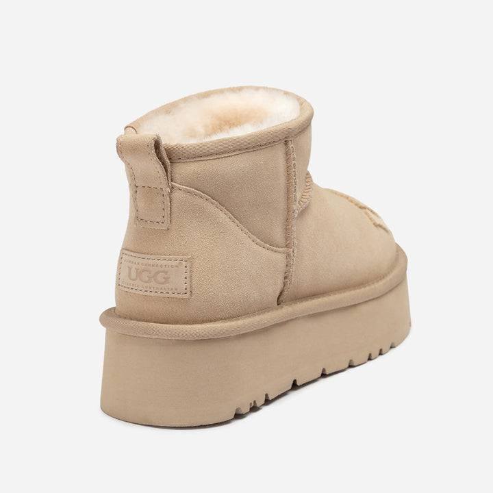 OZWEAR UGG Classic Dana Emb Logo Platform Ultra Boot