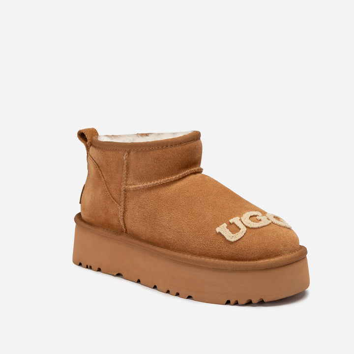 OZWEAR UGG Classic Dana Emb Logo Platform Ultra Boot