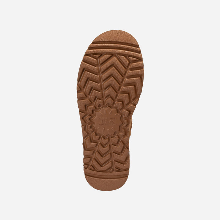 OZWEAR UGG Classic Dana Emb Logo Platform Ultra Boot