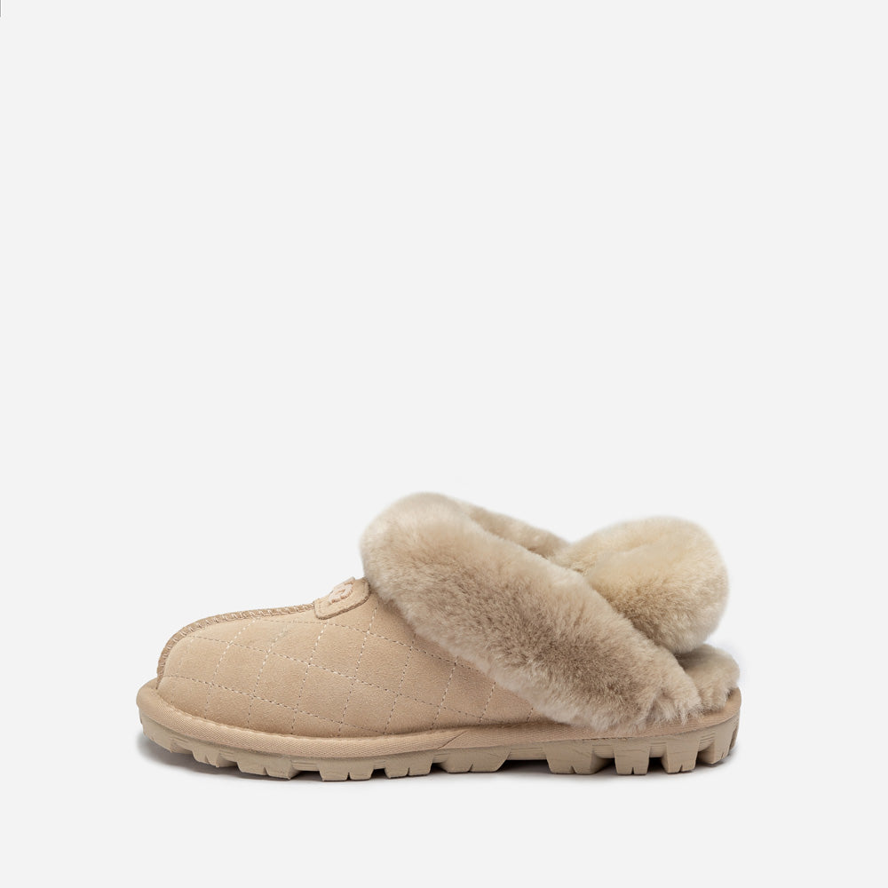 OZWEAR UGG Coquette Matelasse Emb Logo Slipper( Detachable Feature)