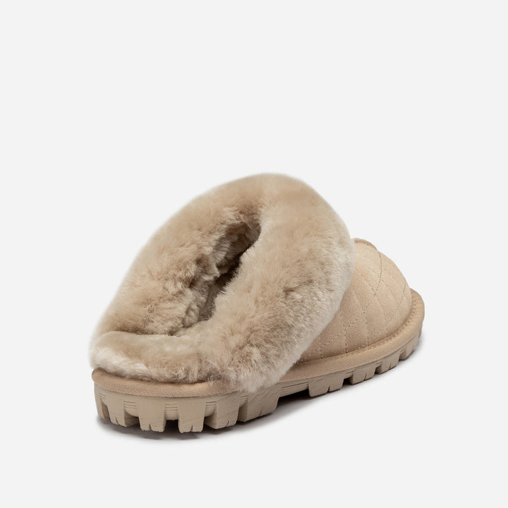 OZWEAR UGG Coquette Matelasse Emb Logo Slipper( Detachable Feature)