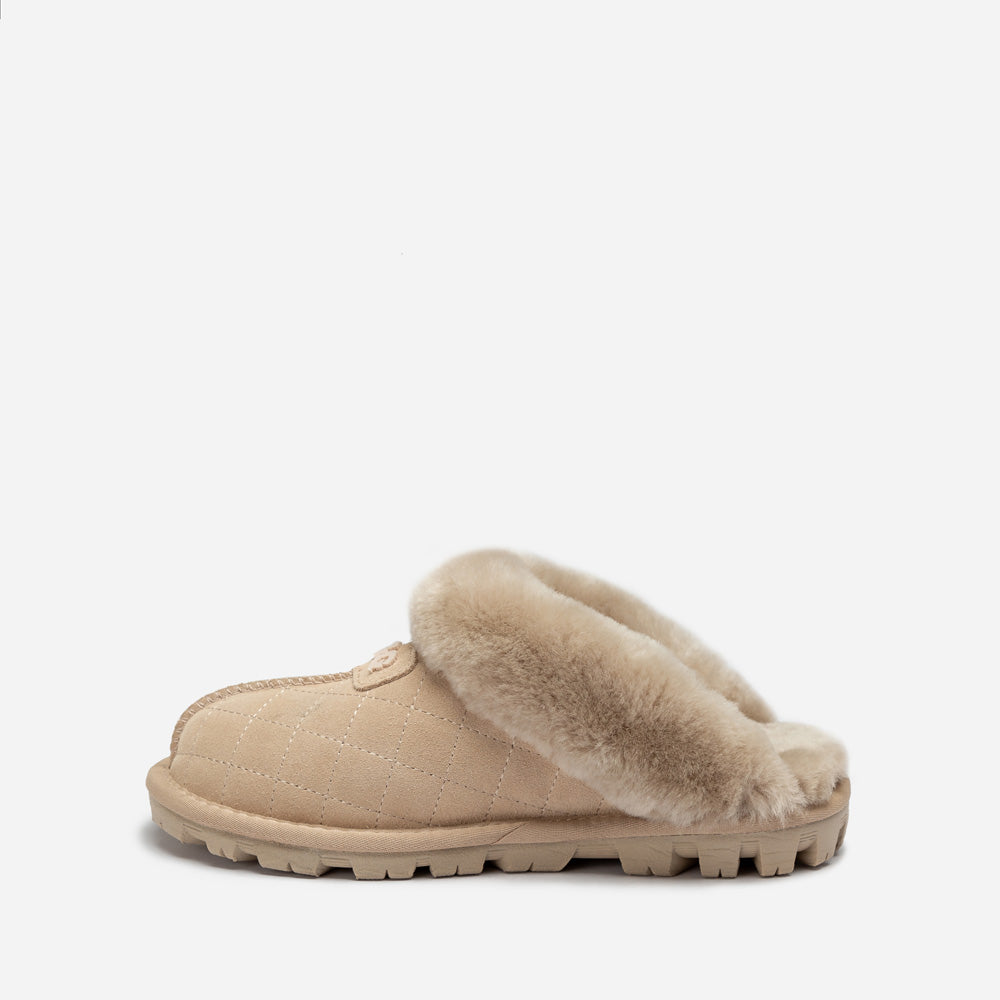 OZWEAR UGG Coquette Matelasse Emb Logo Slipper( Detachable Feature)